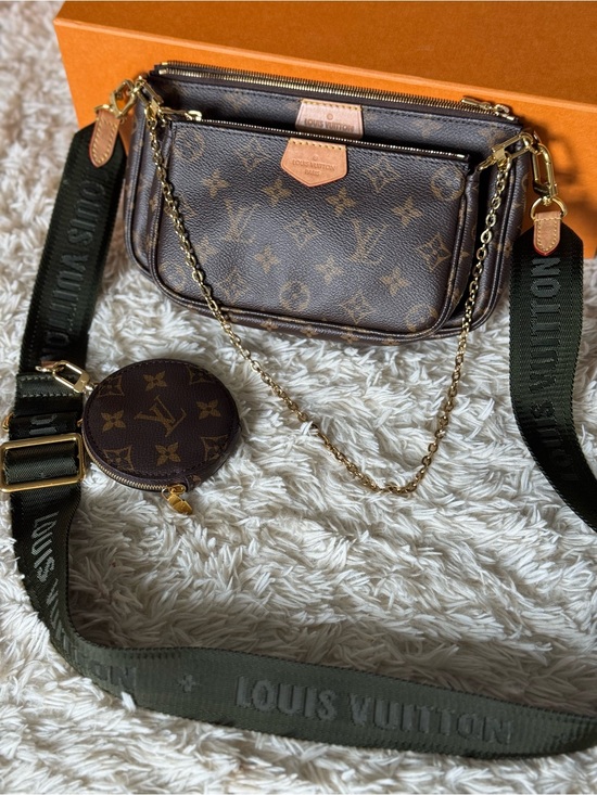 Louis Vuitton Handbags - Louis Vuitton Monogram Multi-Pochette Crossbody with Green Strap and Gold Chain